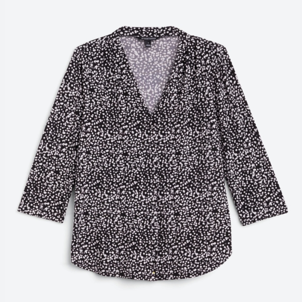 41 HAWTHORN Gabriella V-Neck Stretch Knit Top